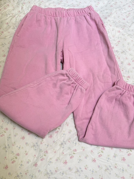 Brandy Melville Pants - Brandy Melville OG Bubblegum Pink Rosa Sweatpants